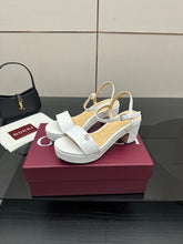 China Replica Gucci Women Shoes 108usd Only
